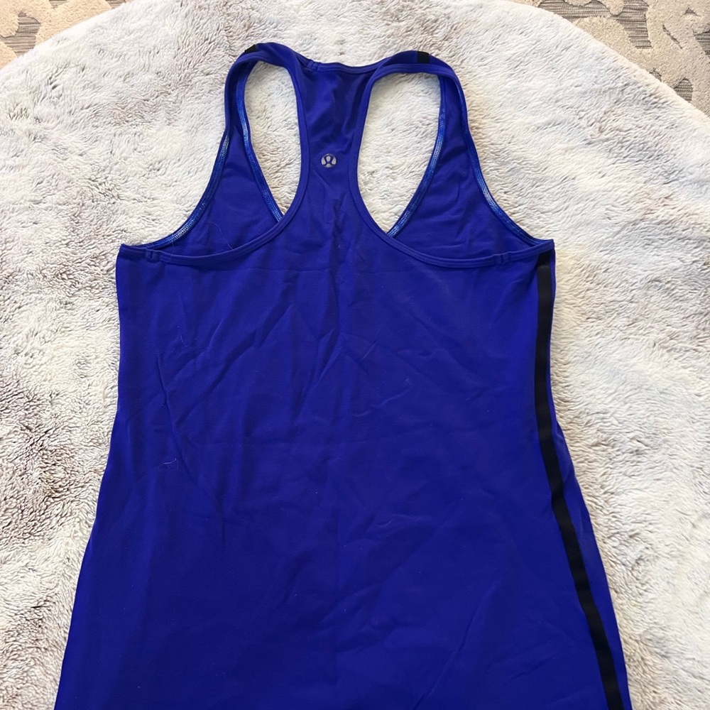 Lululemon blue tank